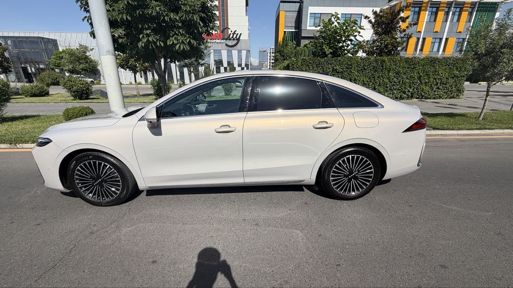 Roewe 7 yurgan masofasi 3500  full pazitsa lyuk bor
