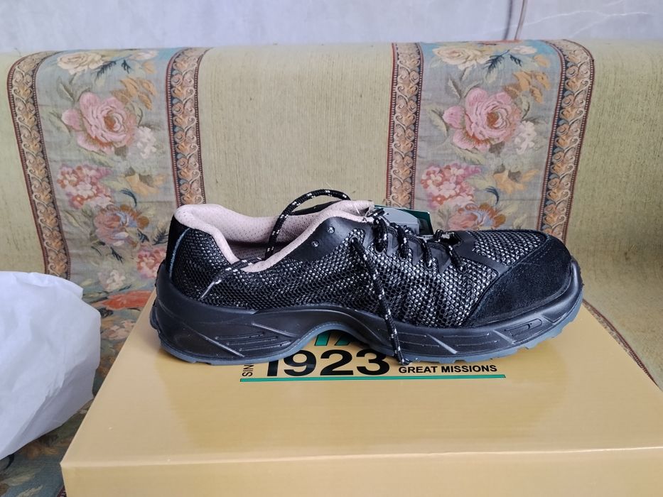 Продаю ботинки рабочие новые