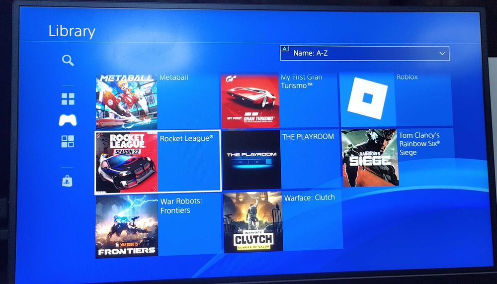 PlayStation 4 slim,2 manete, 23 de jocuri,Roblox,Fortnite,Far Cry 4
