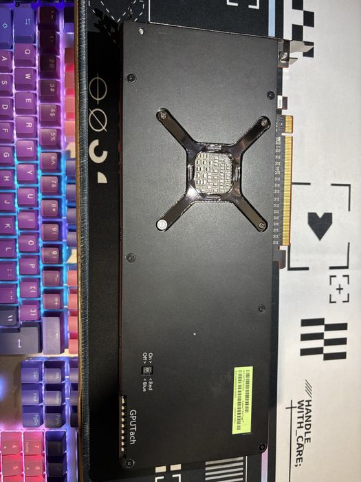 Placa video AMD Radeon RX VEGA 64 8GB HBM2