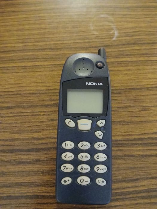 Ретро телефон нокия