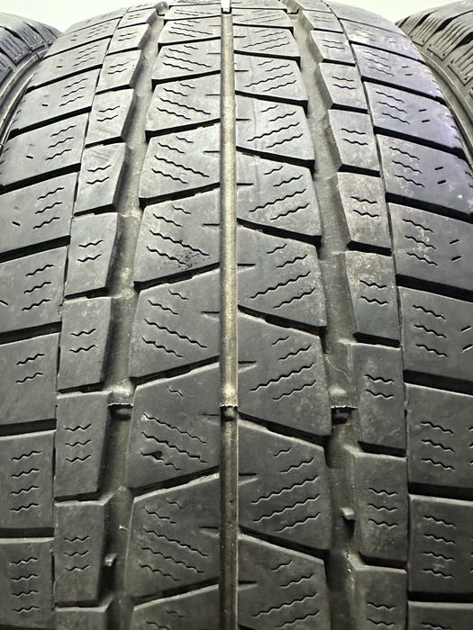 Set anvelope 225/55 R17C FALKEN iarna ( M+S )
