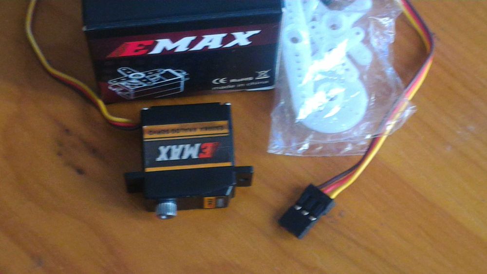 Automodel mini servo EMAX, metal, dual rulmentat precizie premium
