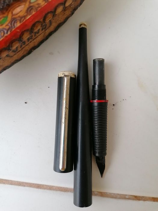 Пособия Пеликан и други писалки