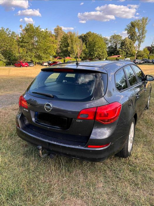 OPEL Astra 2011 — imagine 4
