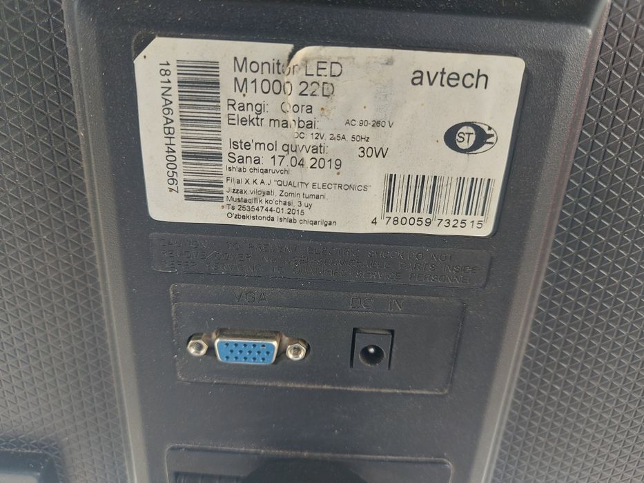 22 Avtech Manitor Sotiladi