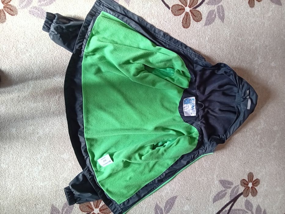 Пролетно/есенно непрокаемо яке 8-9 год