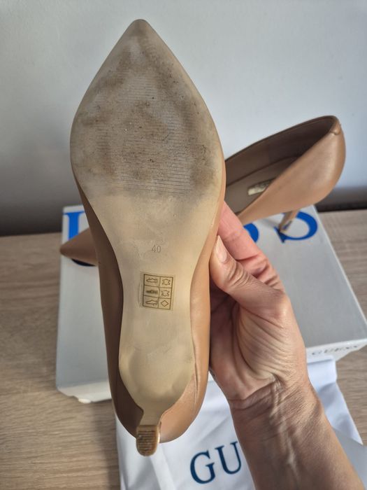 Guess masura 40 stiletto