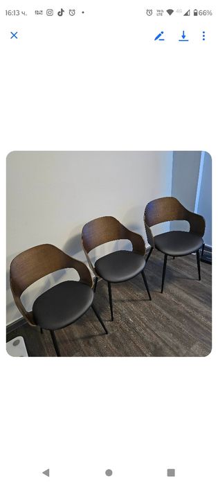 Продава 4 ри броя столове