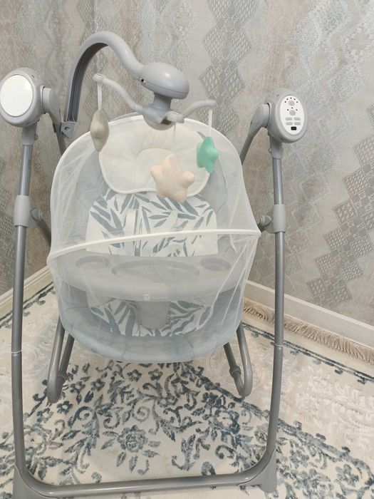 Продам шезлонг для малышей