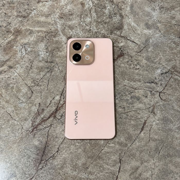 Vivo Y28/128гб смартфон