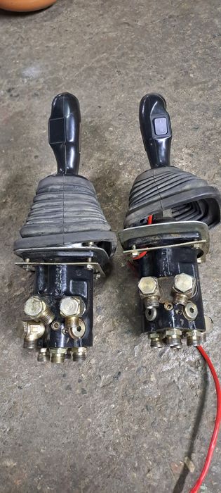 Джойстики LIEBHERR