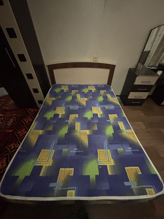 Отдам даром кровать