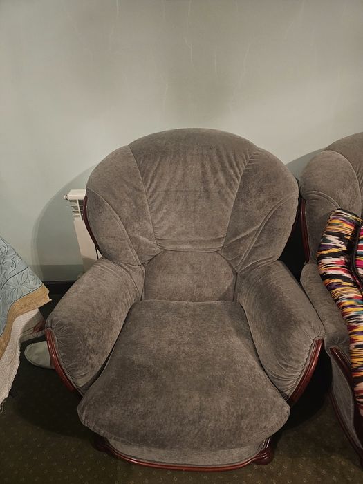 Мягкая мебель, 1 диван и 2 кресла