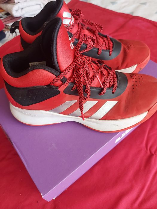 Кецове на Adidas