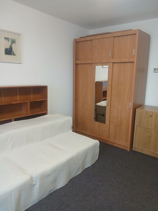 Garsoniera de inchiriat