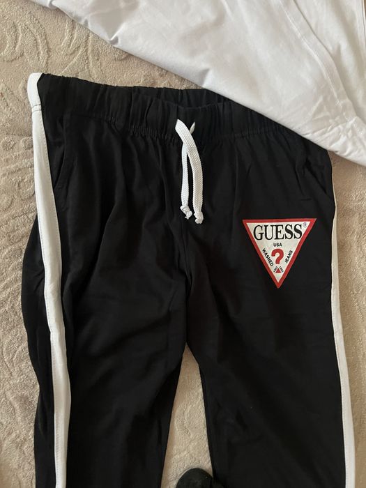 Guess спортивный костюм!