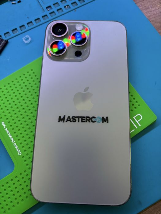 Продам 15 про макс