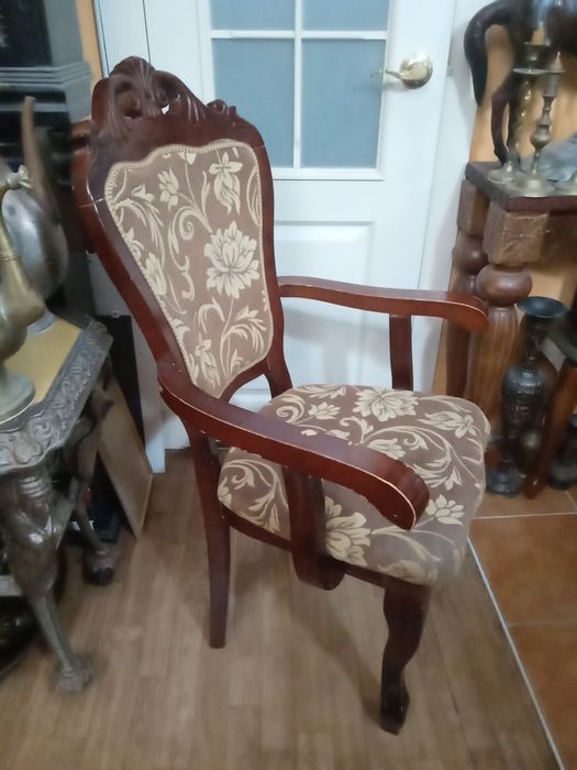 Роскошное кресло для дома