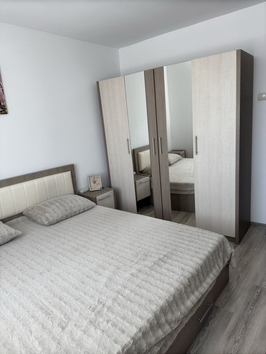 Vand Apartament 2 camere-zona Rotunda-Campulung.Mobilat si utilat.