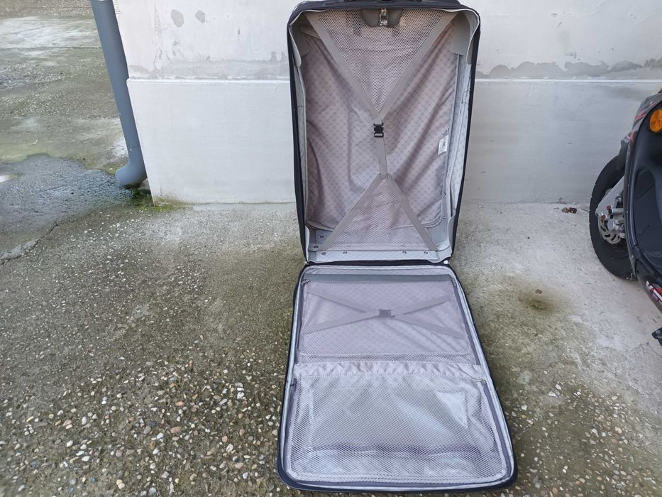 Troler American Tourister 6.3 kg | 80*50*26 cm | expandabil 30%