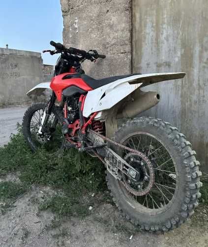 Мотоцикл PROCIDA K1 CB300F Тип Эндуро.