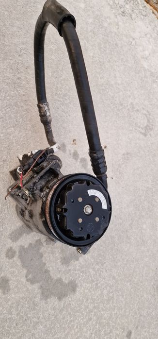 Compresor aer condiționat 2.5 v6 audi a4 vw passat skoda superb