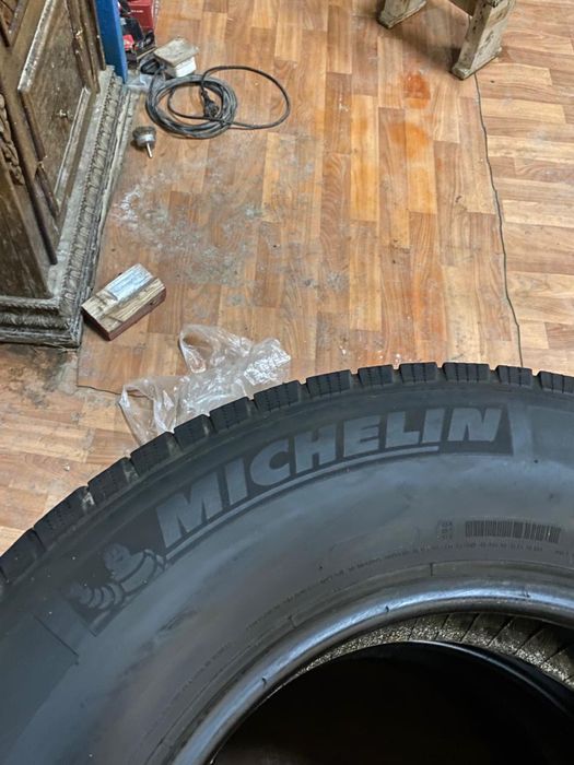 Продается Шины Mishelen 265/70/R17