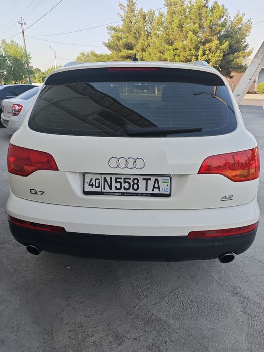 Audi Q7 продам в отличном состоянии