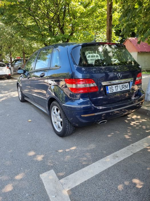 Vând sau schimb mercedes B class