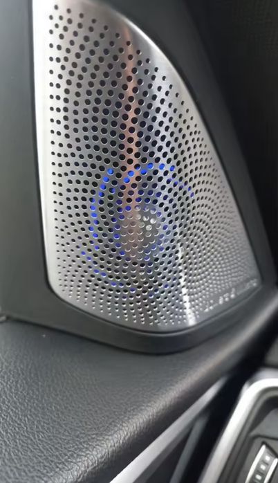 Capace Boxe Bowers and Wilkins BMW