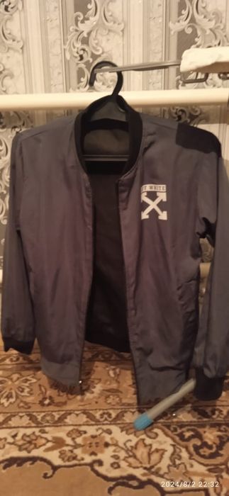 Ветровка  2-х сторонняя.