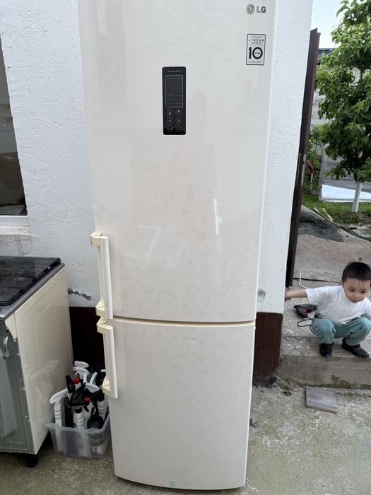 Продается холодильник