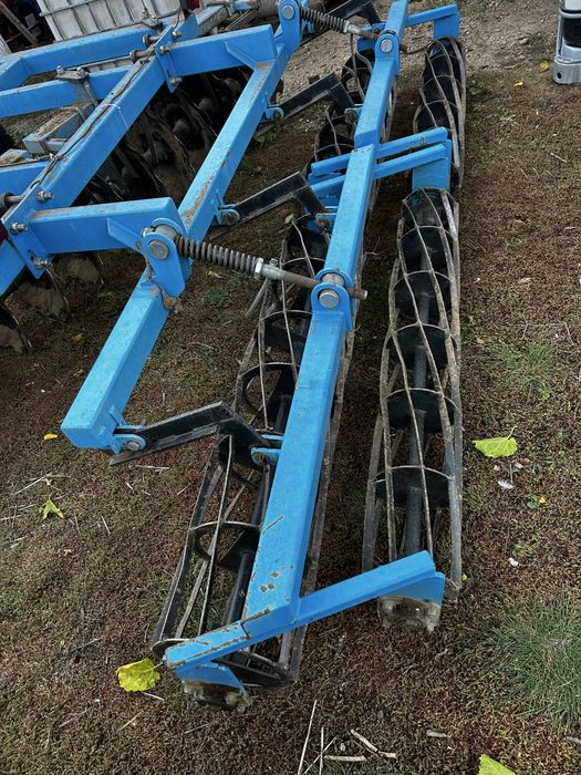Disc agricol 3,2 m in V cu tavalugi dubli