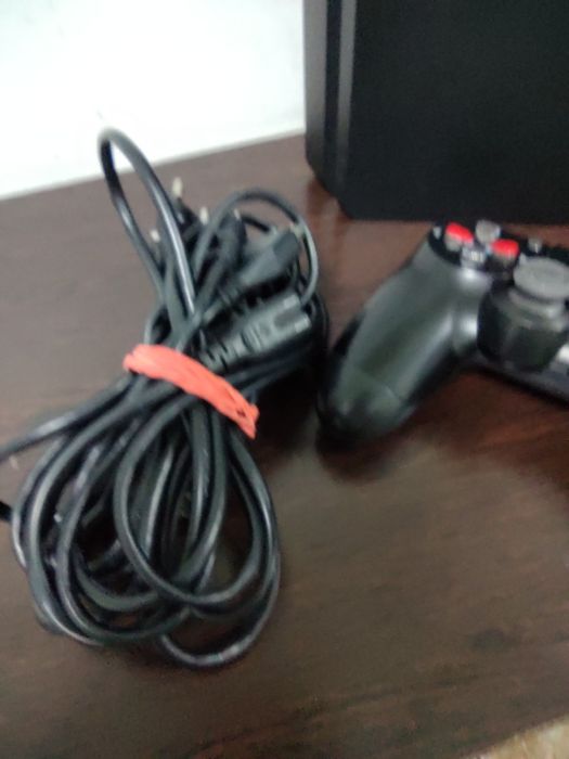PS 4 Slim+ maneta+cabluri 500Gb(efn)
