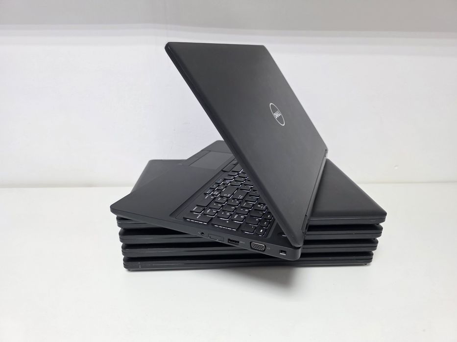SUPEROFERTA! Laptop Dell Latitude PRO i7-7600U 15.6 FullHD iuluminare taste. GARANTIE 1 an