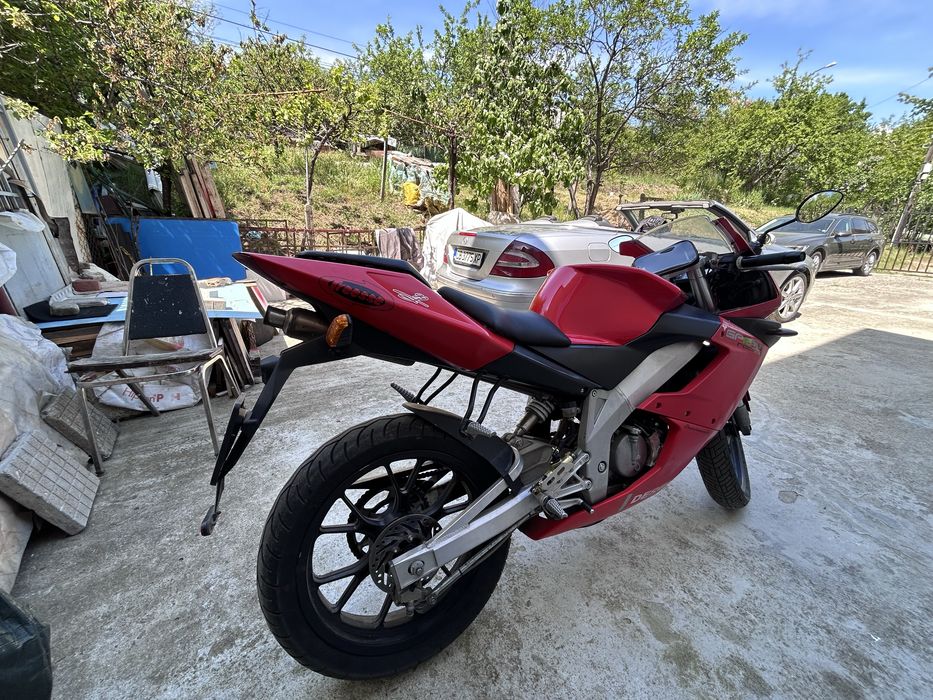 Derbi GPR 50 пистов мотор