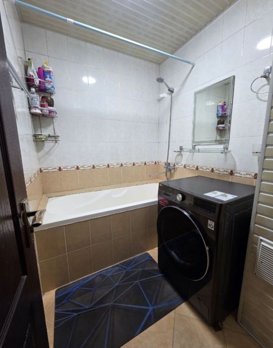 Ijaraga uy Sergeli 5 da joylashgan 4 xona 103 kvadratlik kotta uy