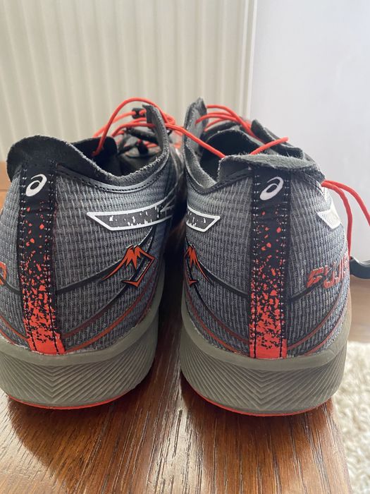 Pantofi alergare trail Asics fujispeed