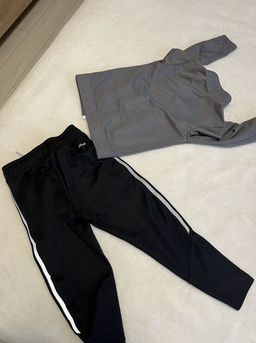 Анцуг Адидас,маратонки като Нови