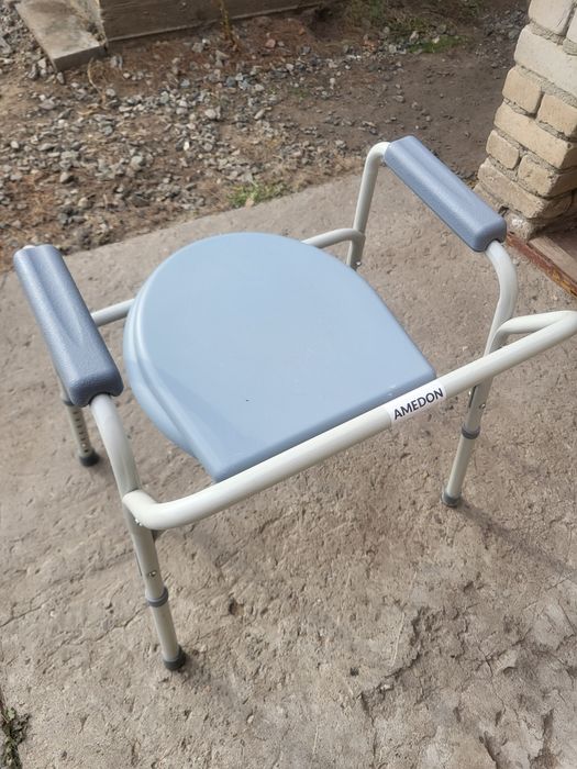 Стул туалет Amedon