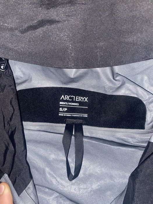 Geaca arcteryx neagra