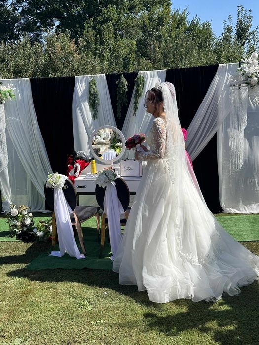 Rochie de mireasa in stare buna 
Dacă visezi