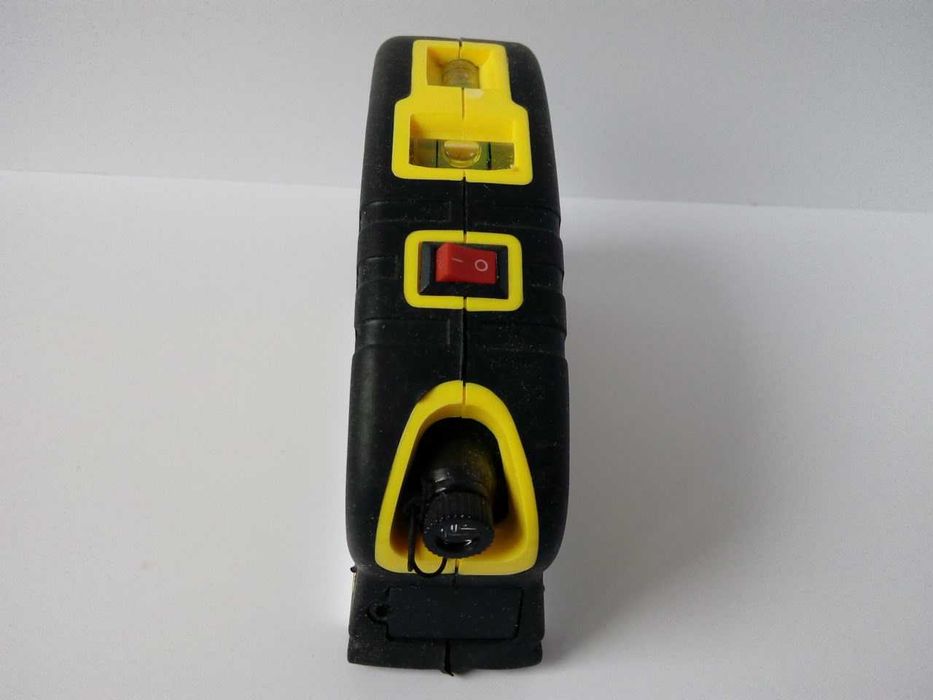 рулетка 3 в 1 (рулетка,уровень двойной и лазерный уровень)