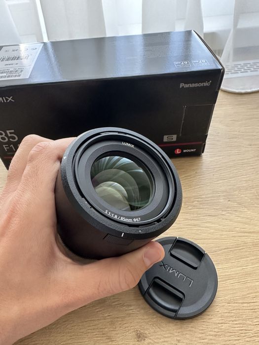 Обектив Lumix S 85 f1.8 за L-mount