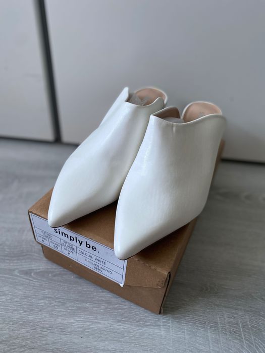 Simply Be бяло сабо на ток