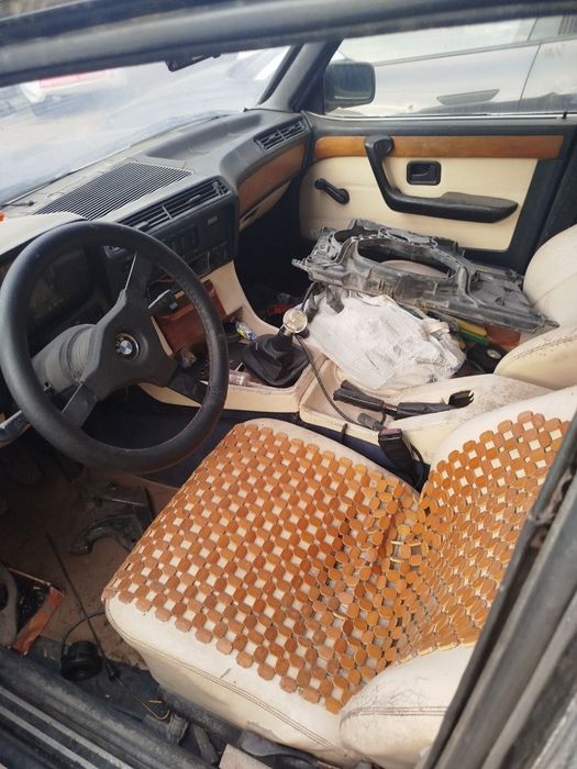 Продам авто  BMW E23