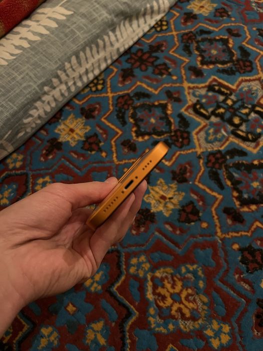 Айфон хр 17про корпусе