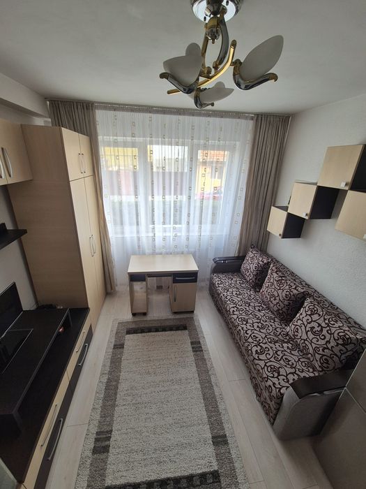 Cameră de închiriat – 20 mp – 1.200 lei/lună