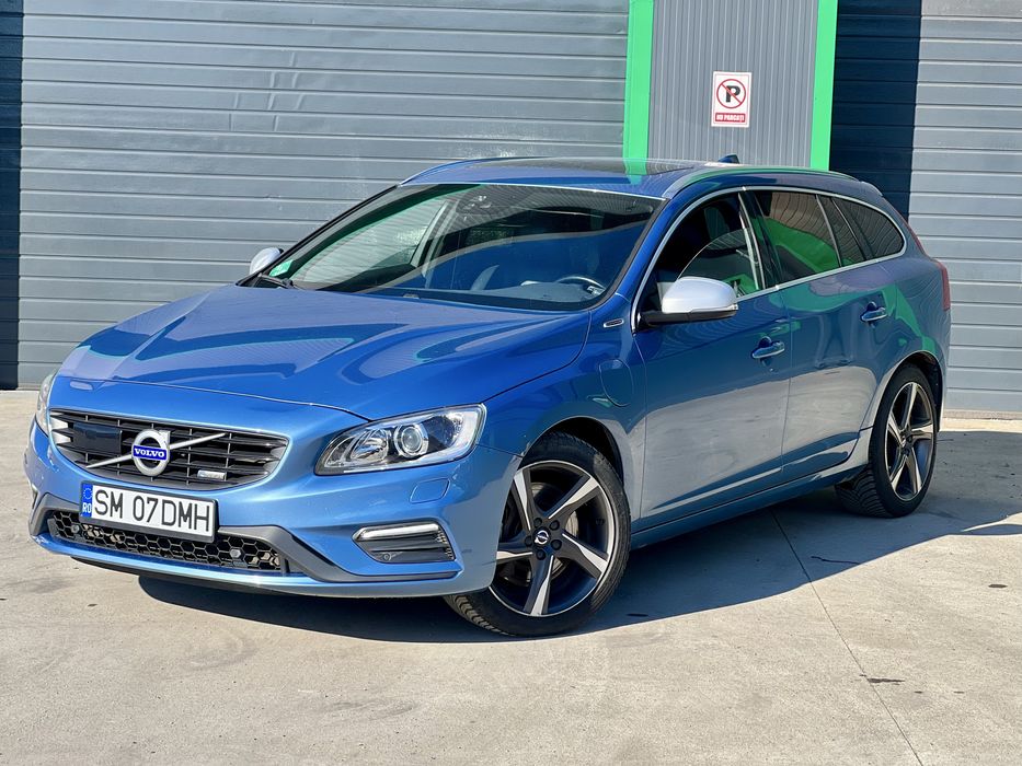Volvo V60 4x4 R design 2.4D plug-in-hibrid